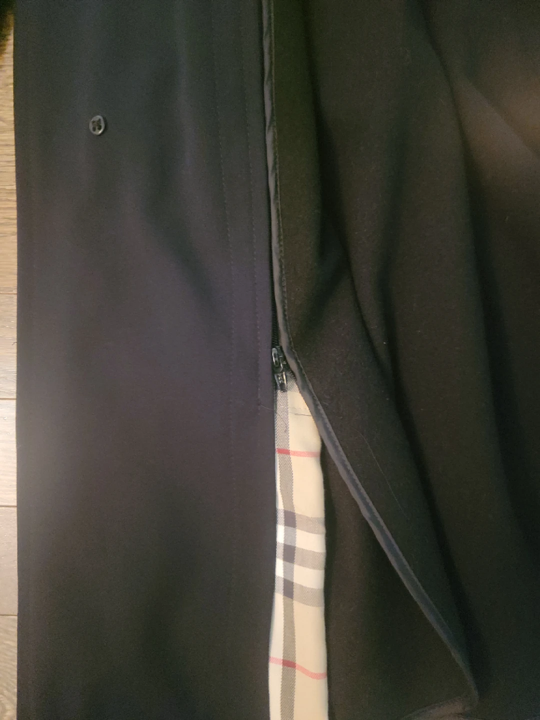 Burberry London Black Trench Coat - photo 3