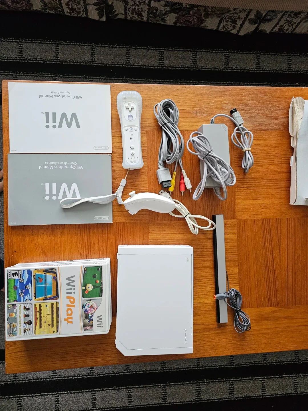 Nintendo Wii Console with Games and Accessories - photo 2