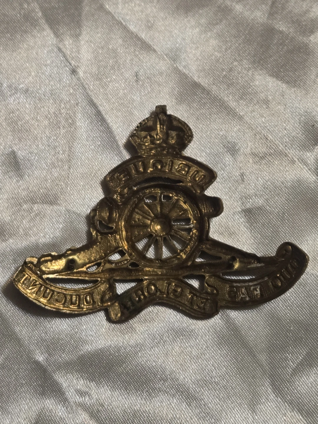 Antique Military Badge with Crown and Cannon - photo 2