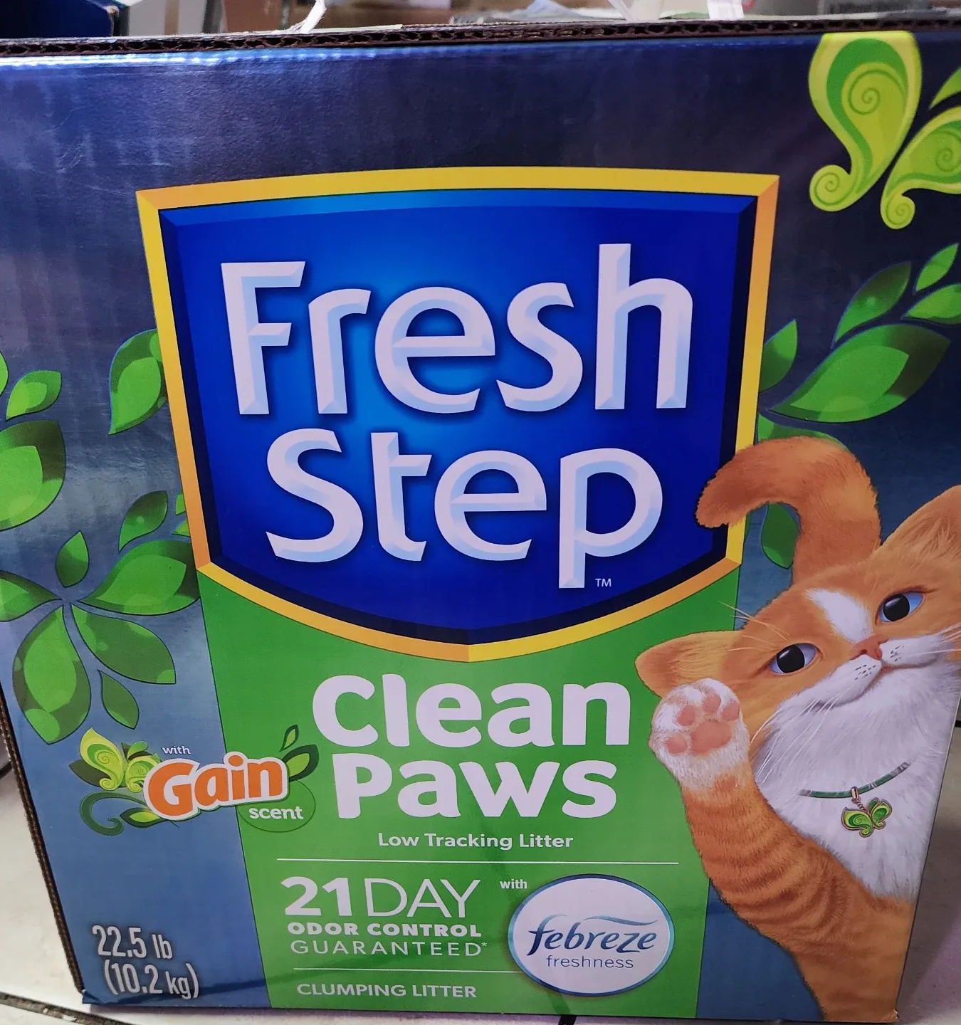 Fresh Step Clean Paws Clumping Litter with Gain Scent, 22.5 lb