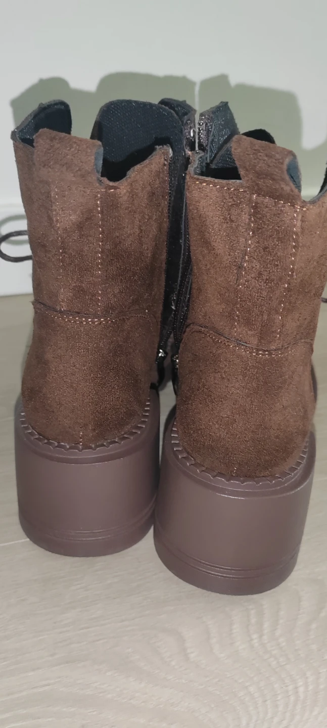 Brown Suede Lace-up Boots Size 40 - photo 2