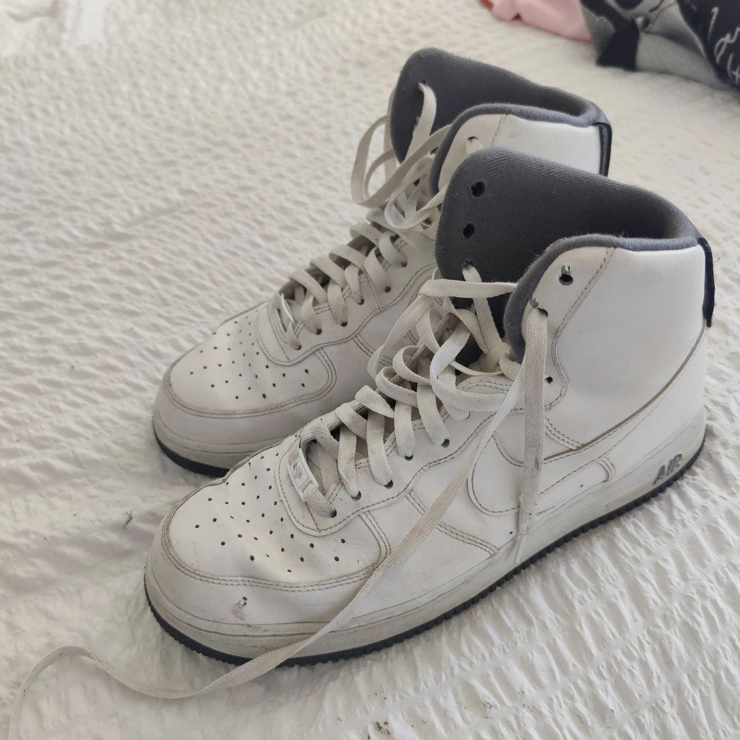 Nike Air Force 1 High Top Sneakers