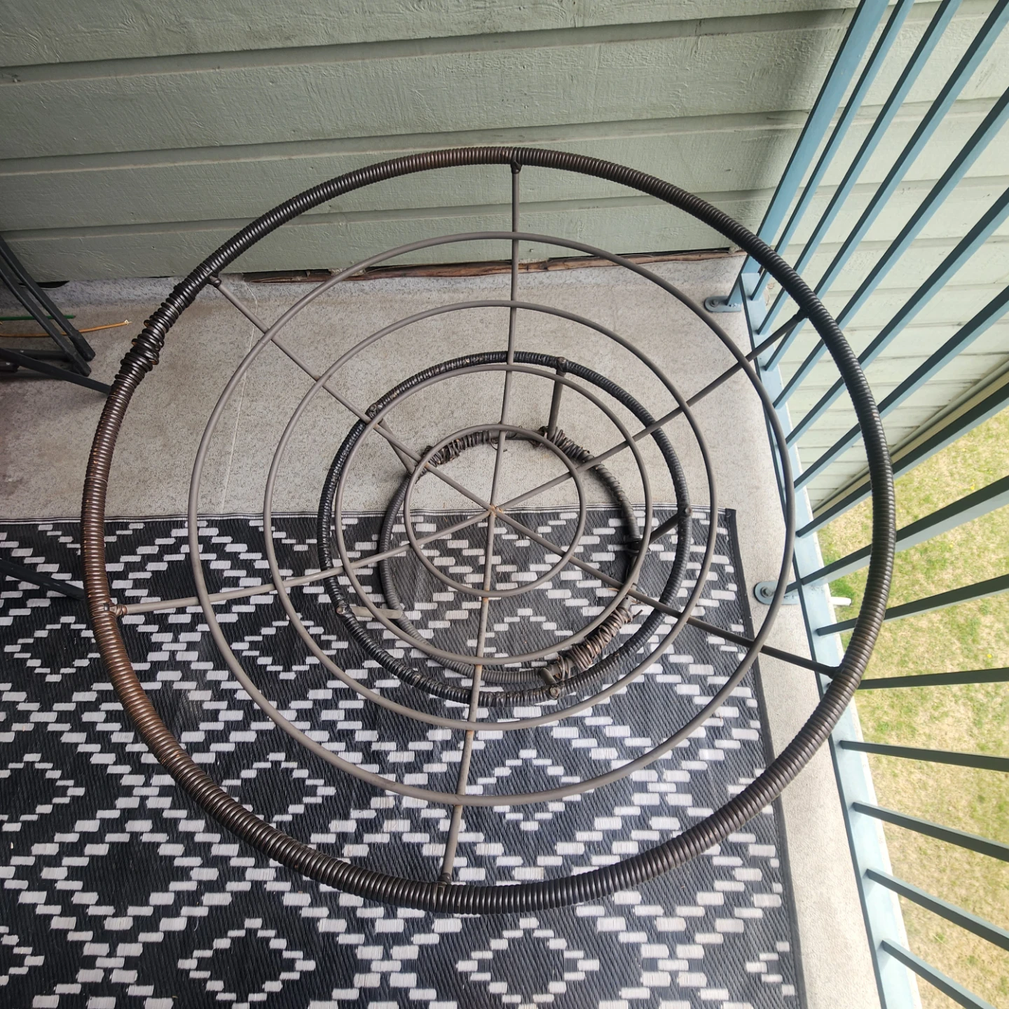 Papasan Chair with Blue Cushion - photo 3