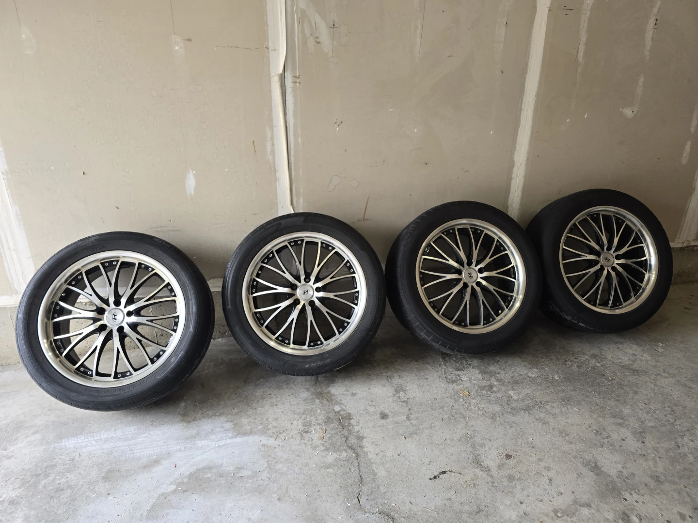Set of 4 Alloy Wheels
