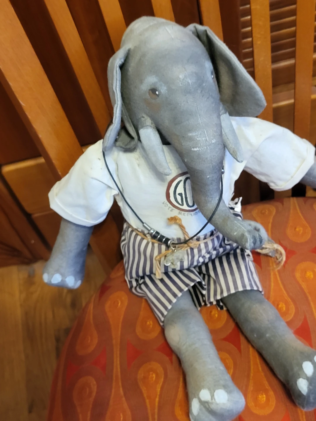 Political memorabilia -- plate and elephant
