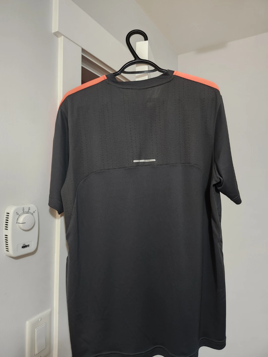 Reebok Men's Size L Versa-Cool PlayDry T-Shirt - photo 2