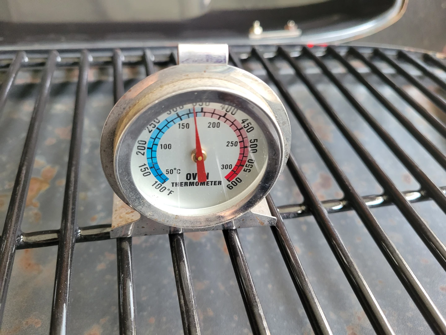 Char-Broil Grill2Go Red Portable Propane Grill - photo 3