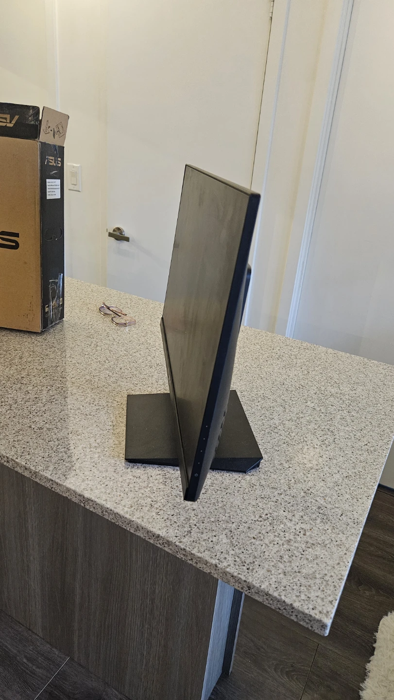 ASUS Monitor - photo 3