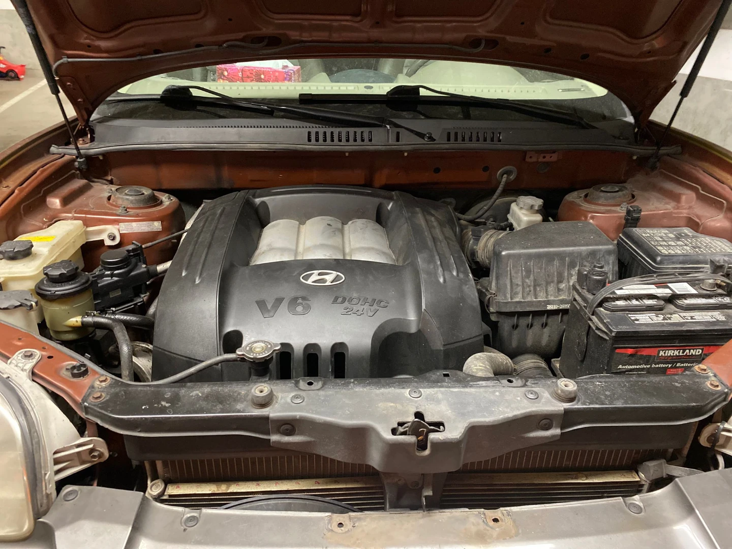 Hyundai Santa Fe SUV - photo 3