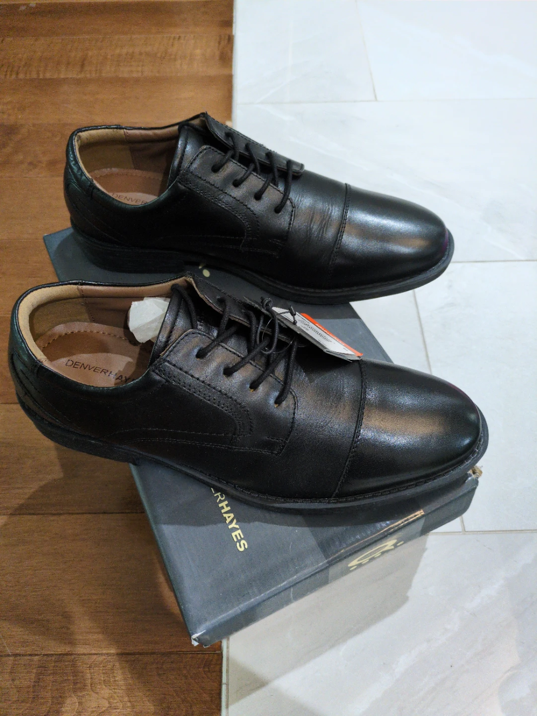 Denver Hayes Men's Black Leather Cap Toe Oxfords size 10 - photo 2