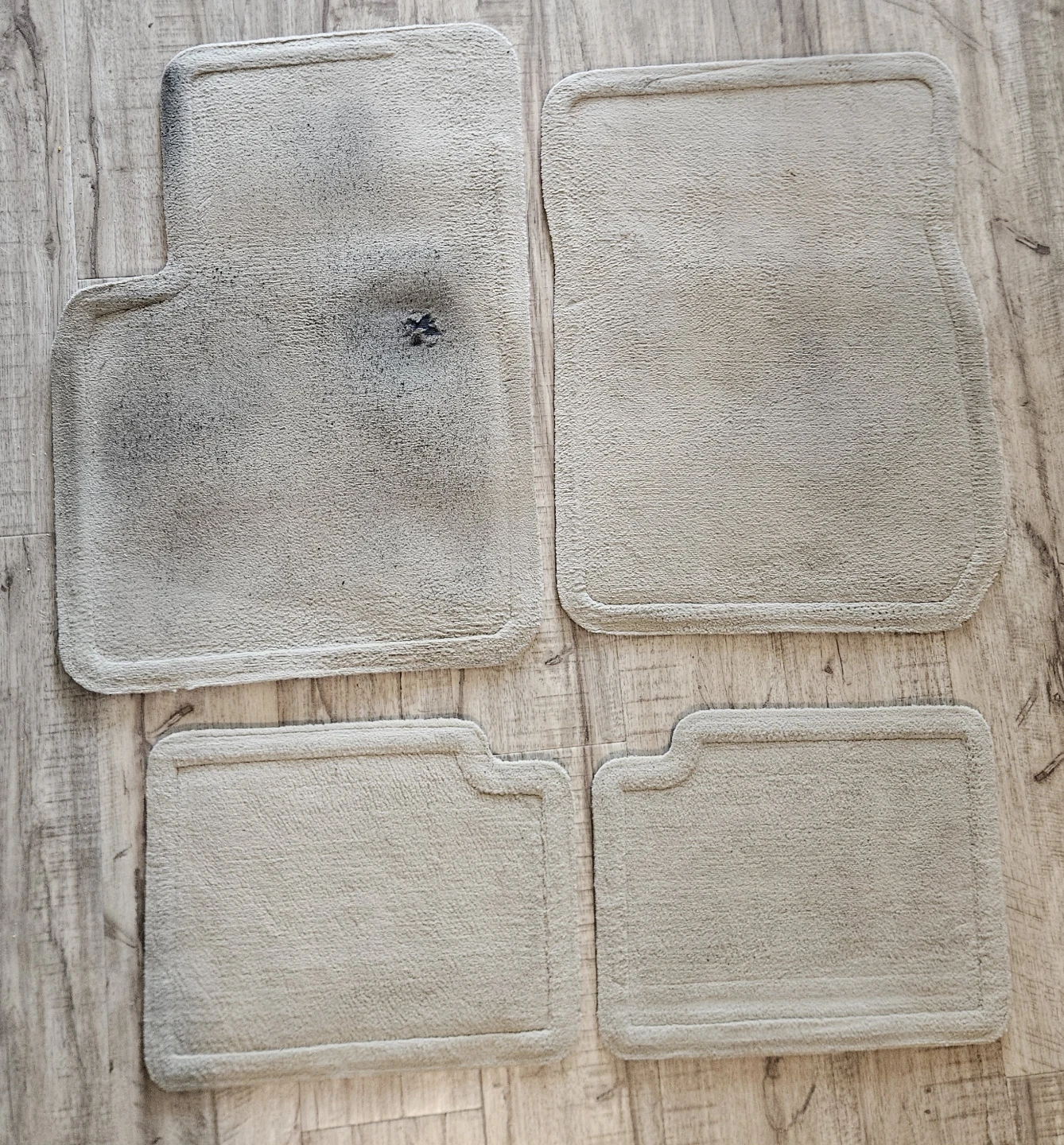 Cadillac dts car mats