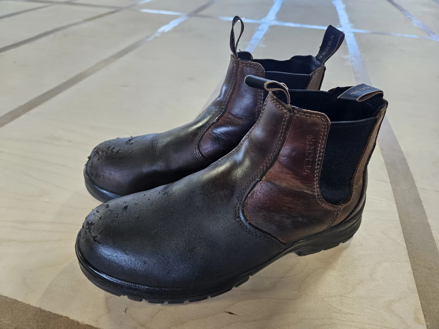 Terra safty boots,  US 7 5 MEN