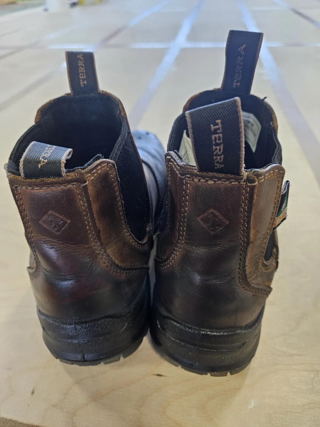 Terra safty boots,  US 7 5 MEN - photo 2