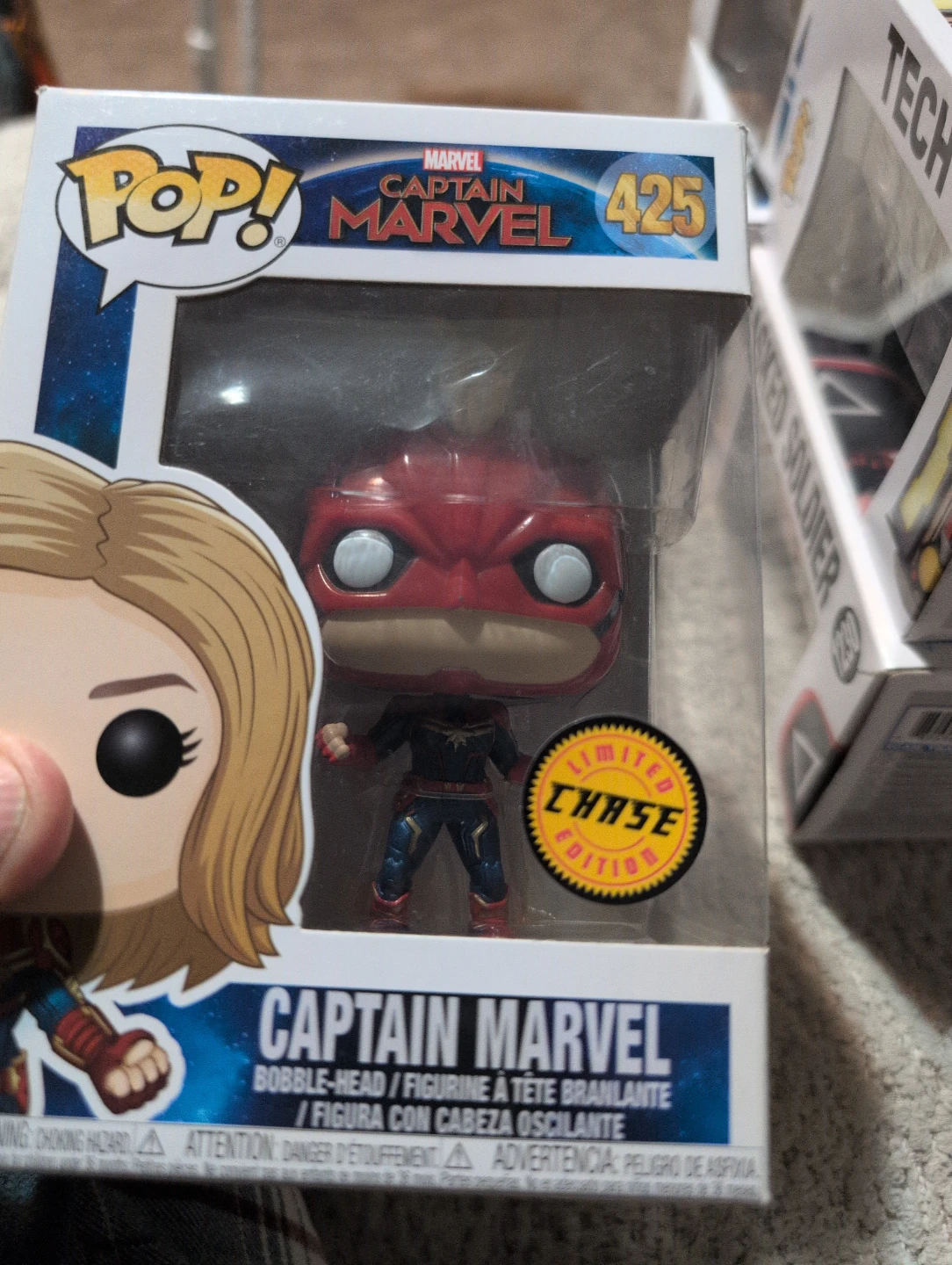 Funko Pop! Captain Marvel Limited Edition 425