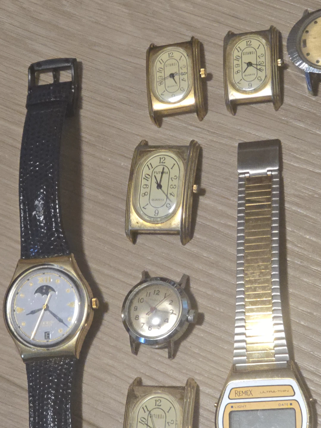 Watch Lot for Parts or Repair - photo 2