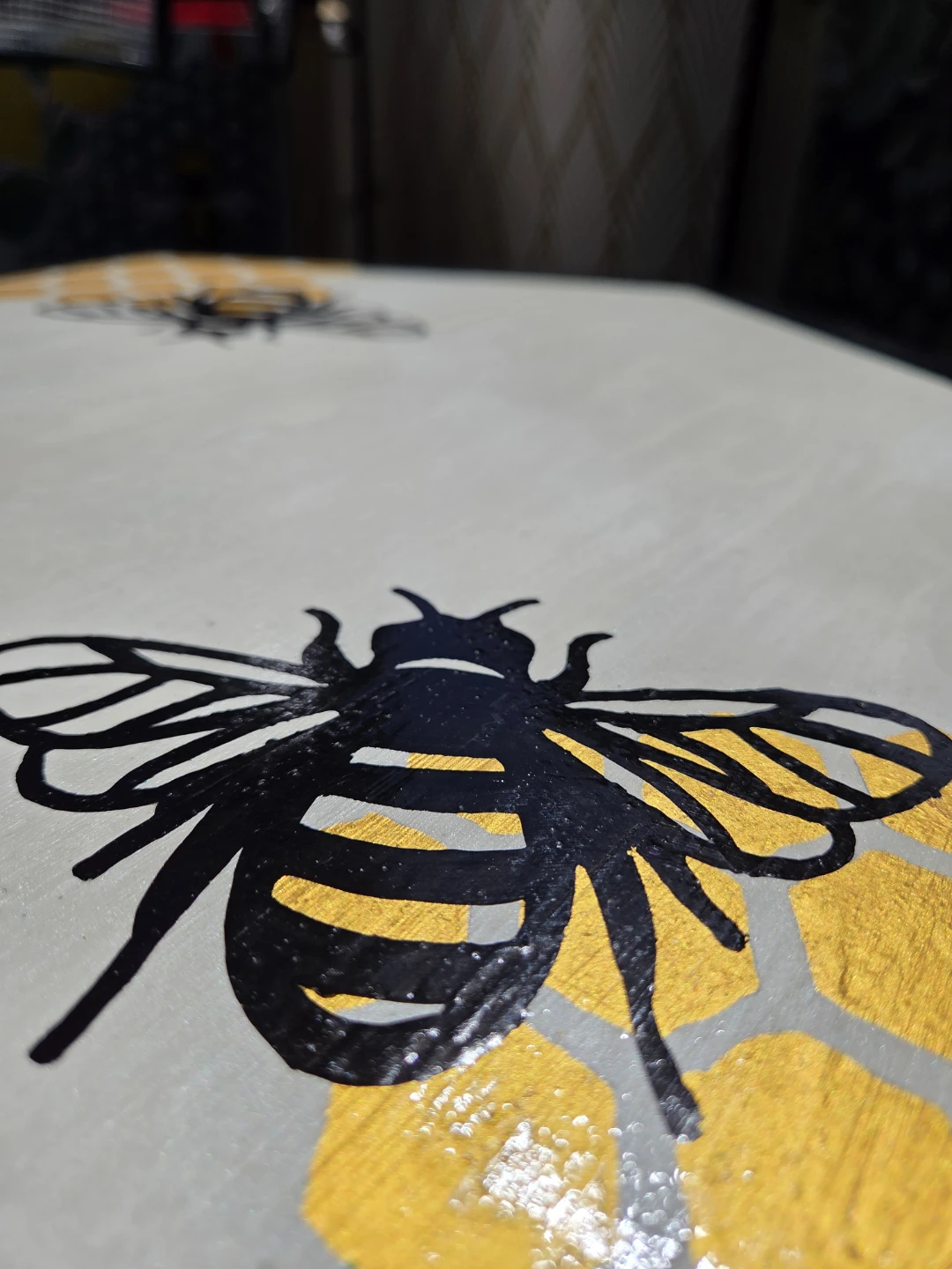 Hand-painted Hexagonal Side Table with Bee Design - photo 3