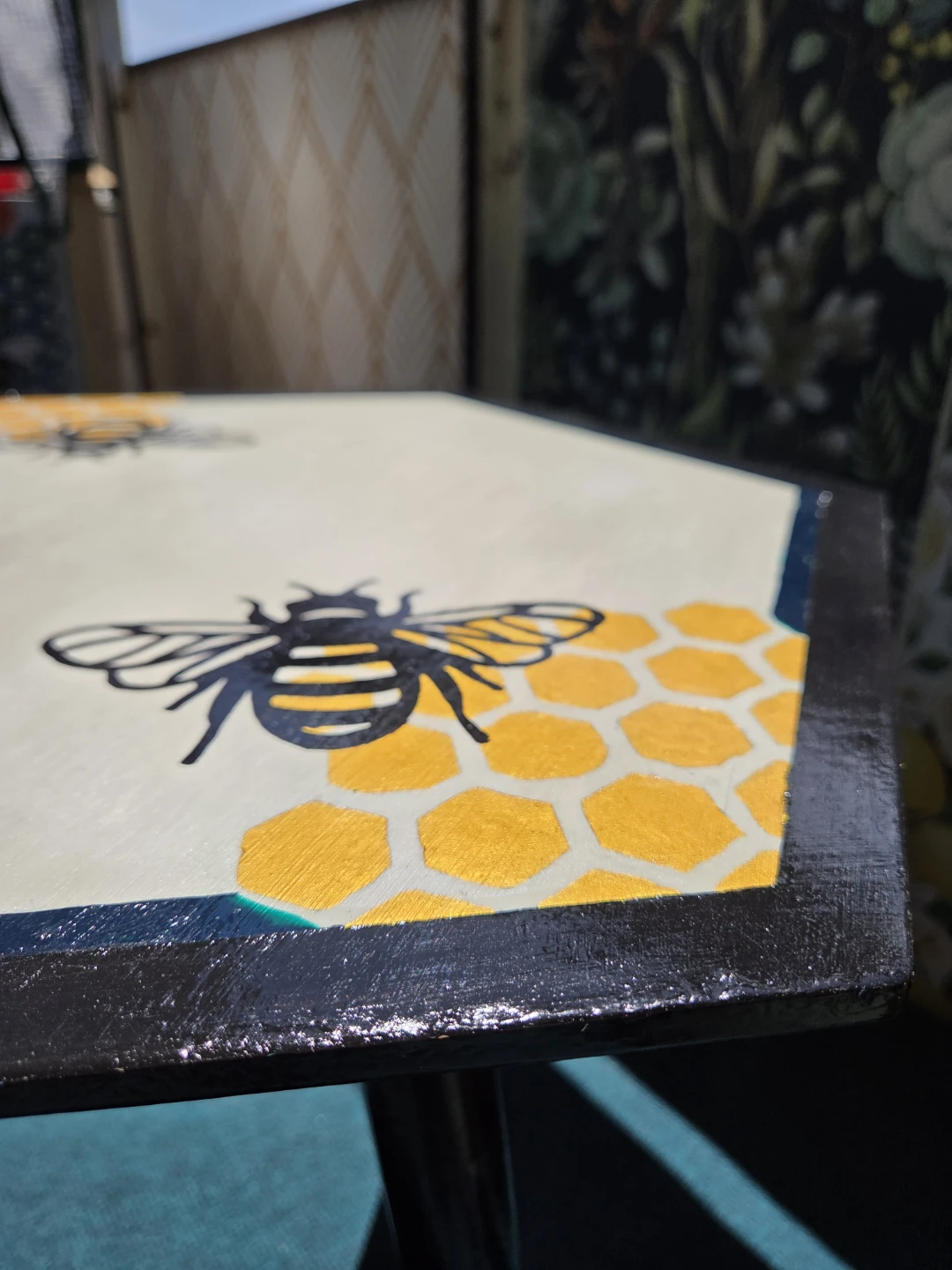 Hand-painted Hexagonal Side Table with Bee Design - photo 4