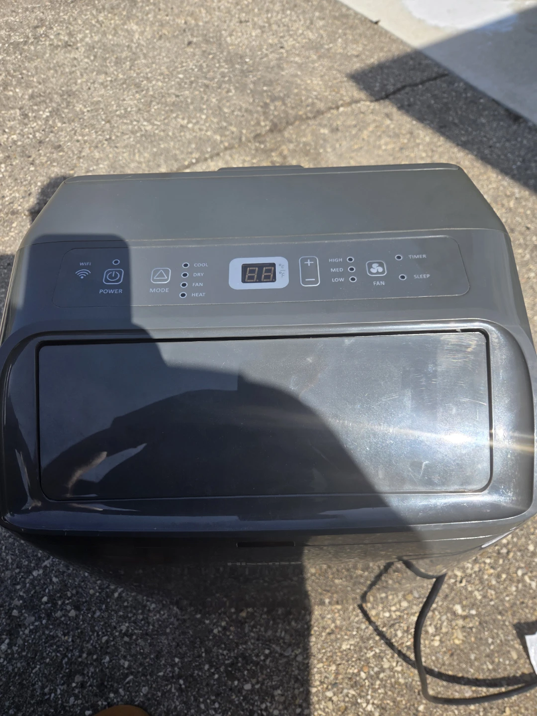 Hisense Portable Air Conditioner - photo 2