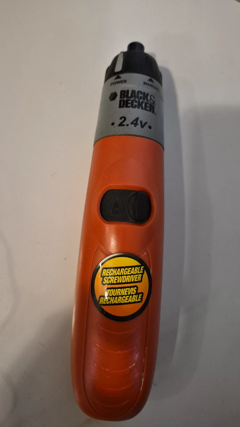 Black & Decker 2.4V Rechargeable Screwdriver