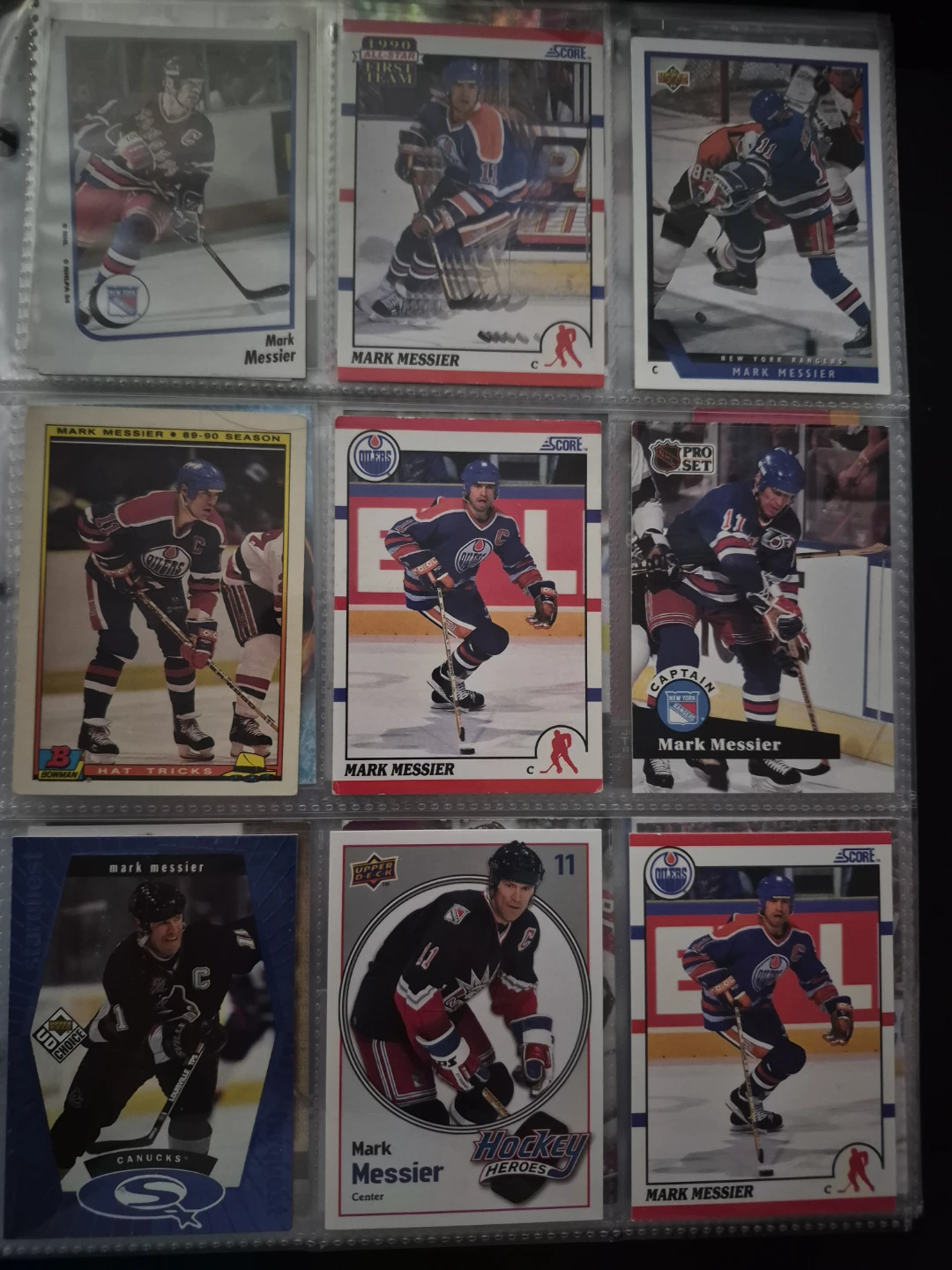 Collection of Mark Messier Hockey Cards