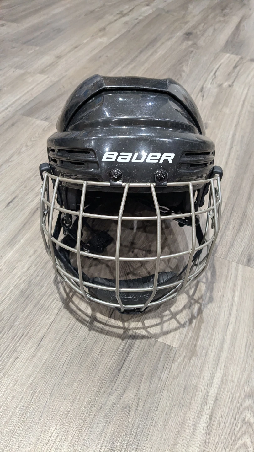 Bauer FM2500 XS/TP True Vision II Hockey Helmet Cage