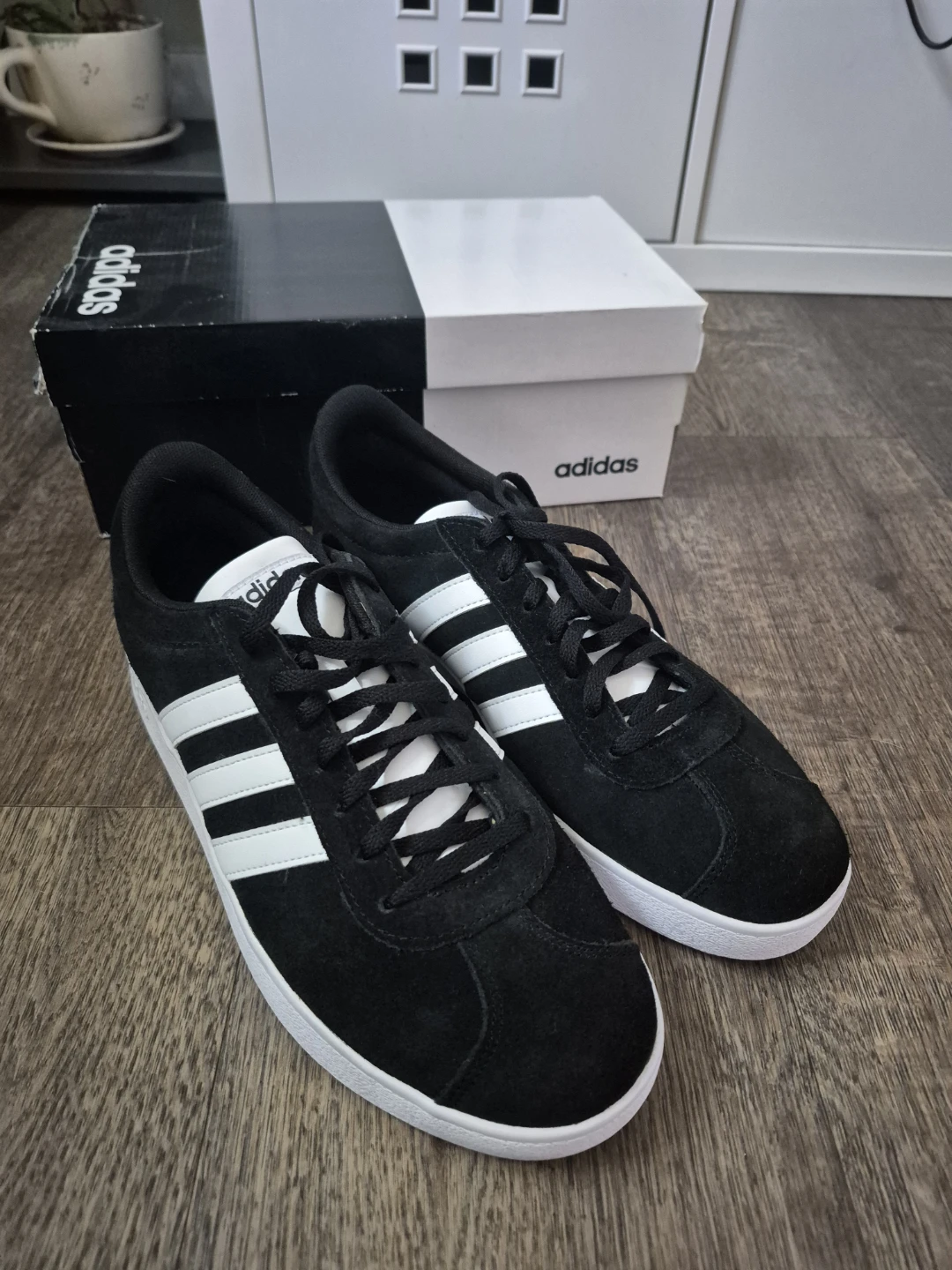 New Adidas VL Court Black White Sneakers Size 9.5 US