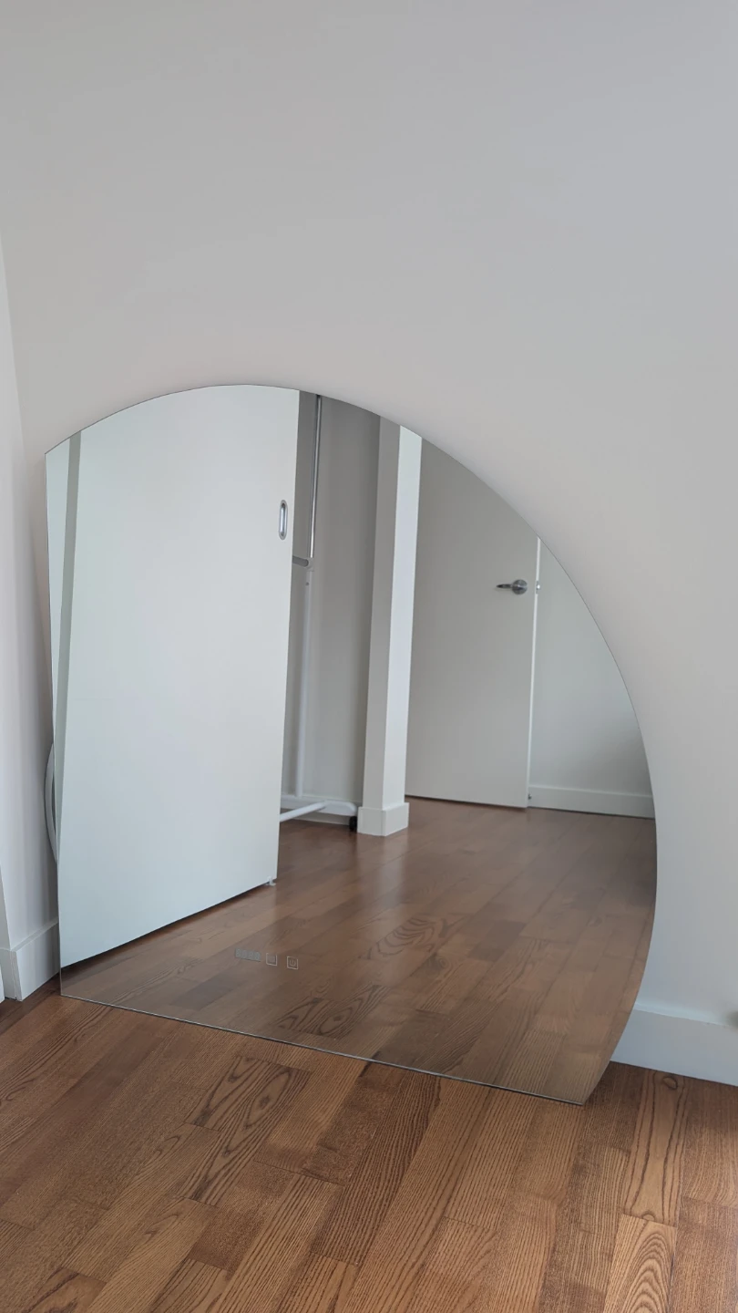 Backlit LED Mirror with Defogger