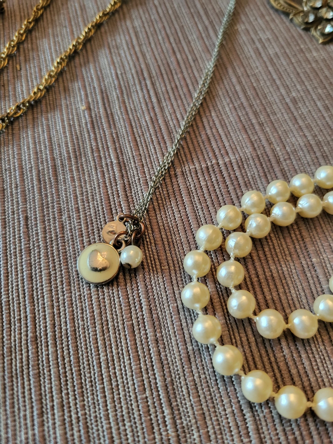 Asst Vintage Costume Jewellery Lot  of 26 - photo 3