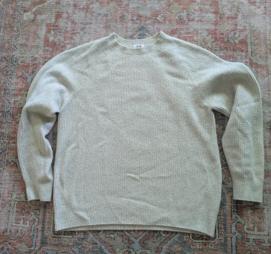 Men's UNIQLO Sweater - Size M