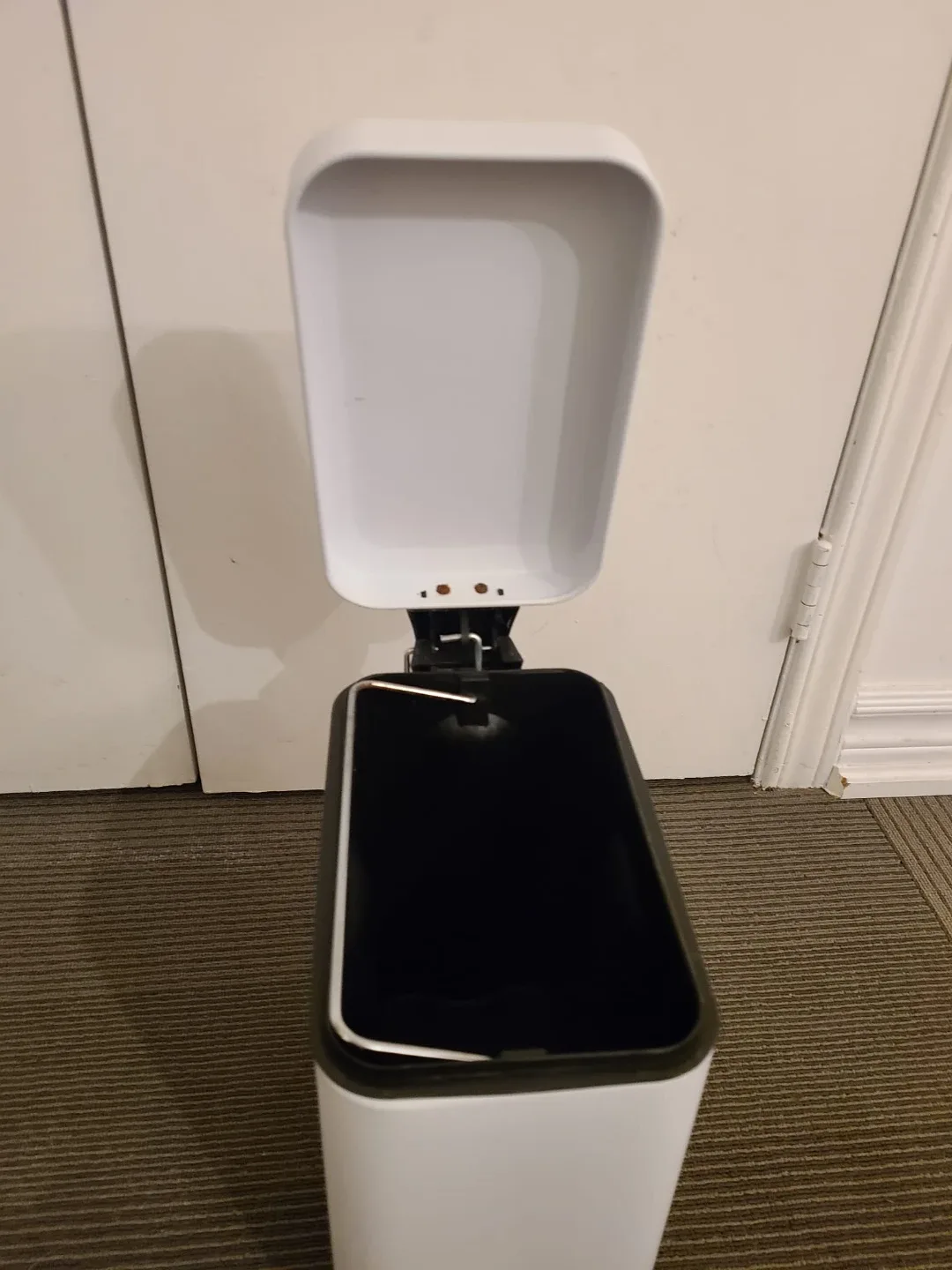 White Pedal Bin - photo 3