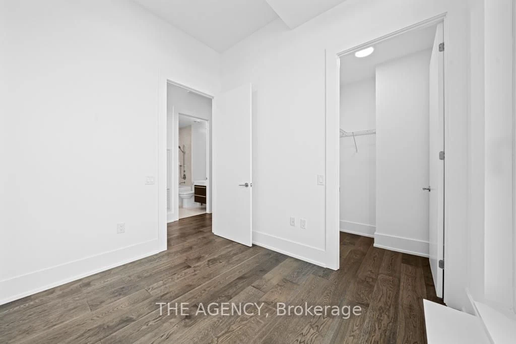 Luxury Condo for Rent 39 Roehampton Ave - photo 4
