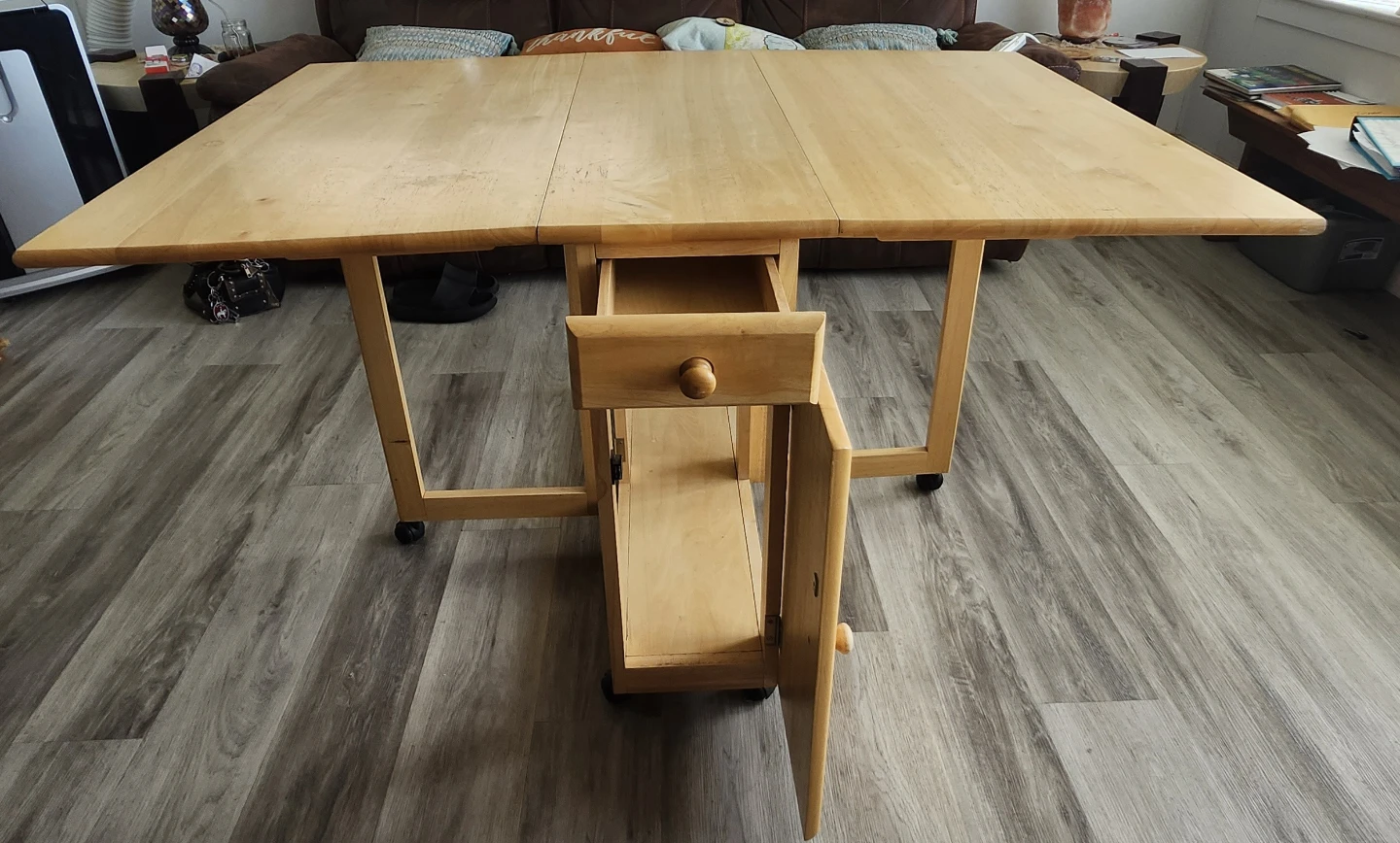 Light Wood Folding Table with 4 Chairs - photo 4