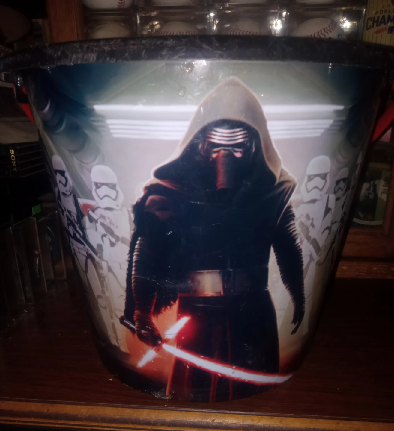 Star Wars Kylo Ren Bucket
