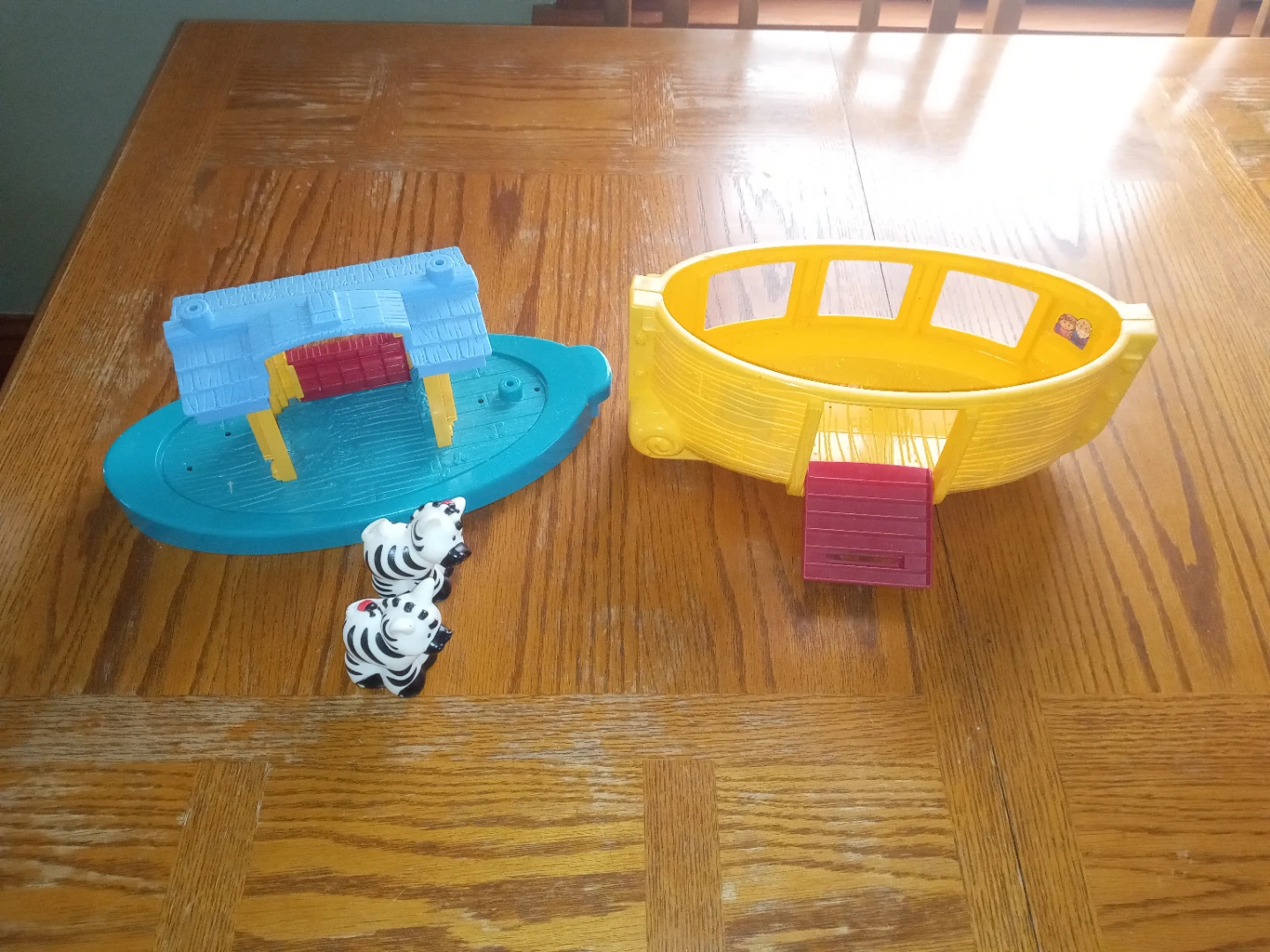 Little People Noah's Ark Playset with Zebras - photo 2