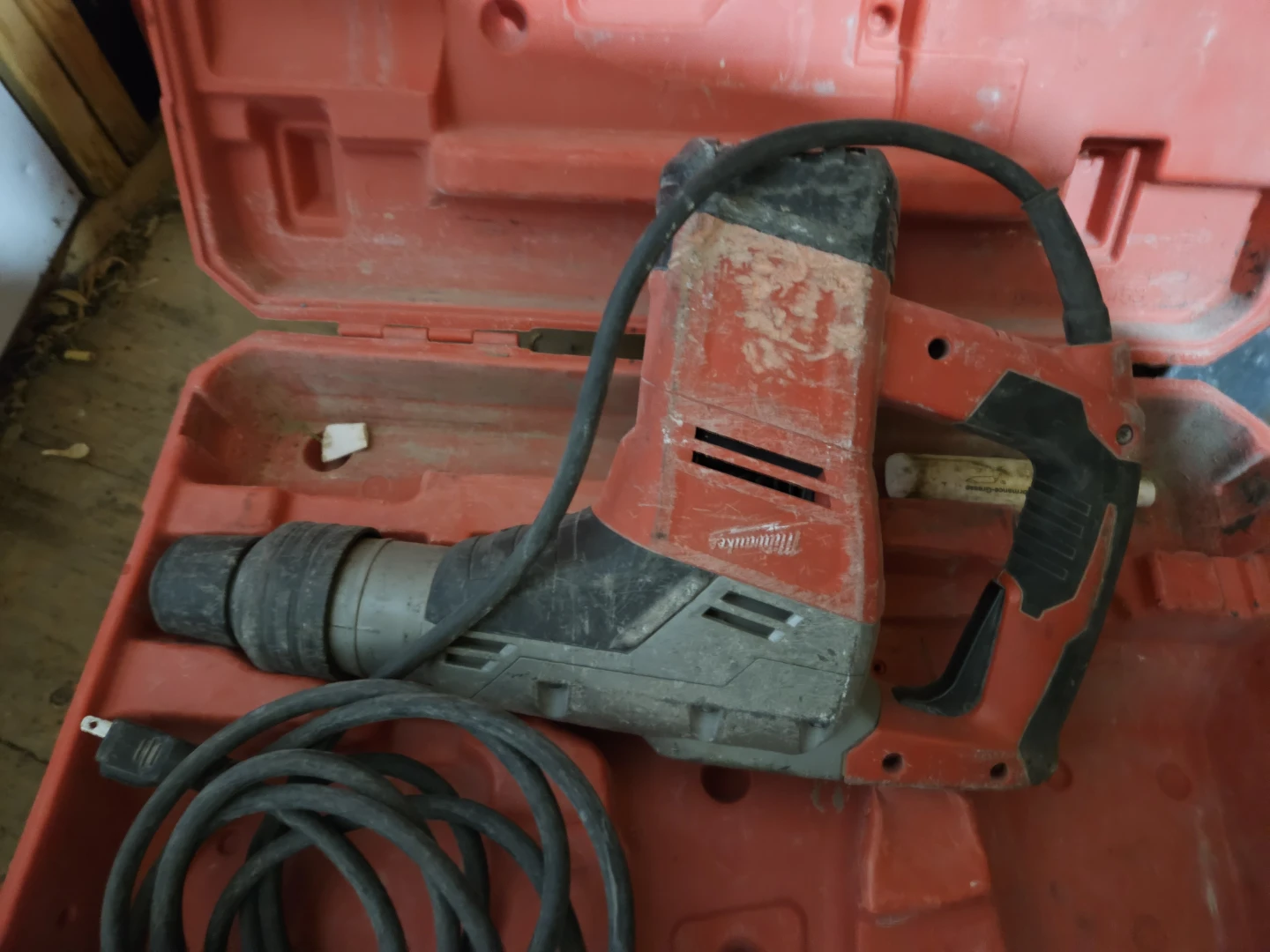 Milwaukee Rotary Hammer Drill w/ Case