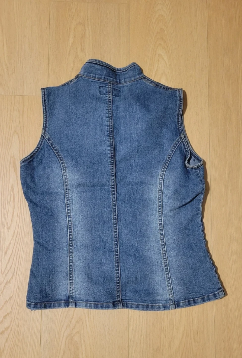 JOYKA Denim Mandarin Collar Sleeveless Top - photo 3