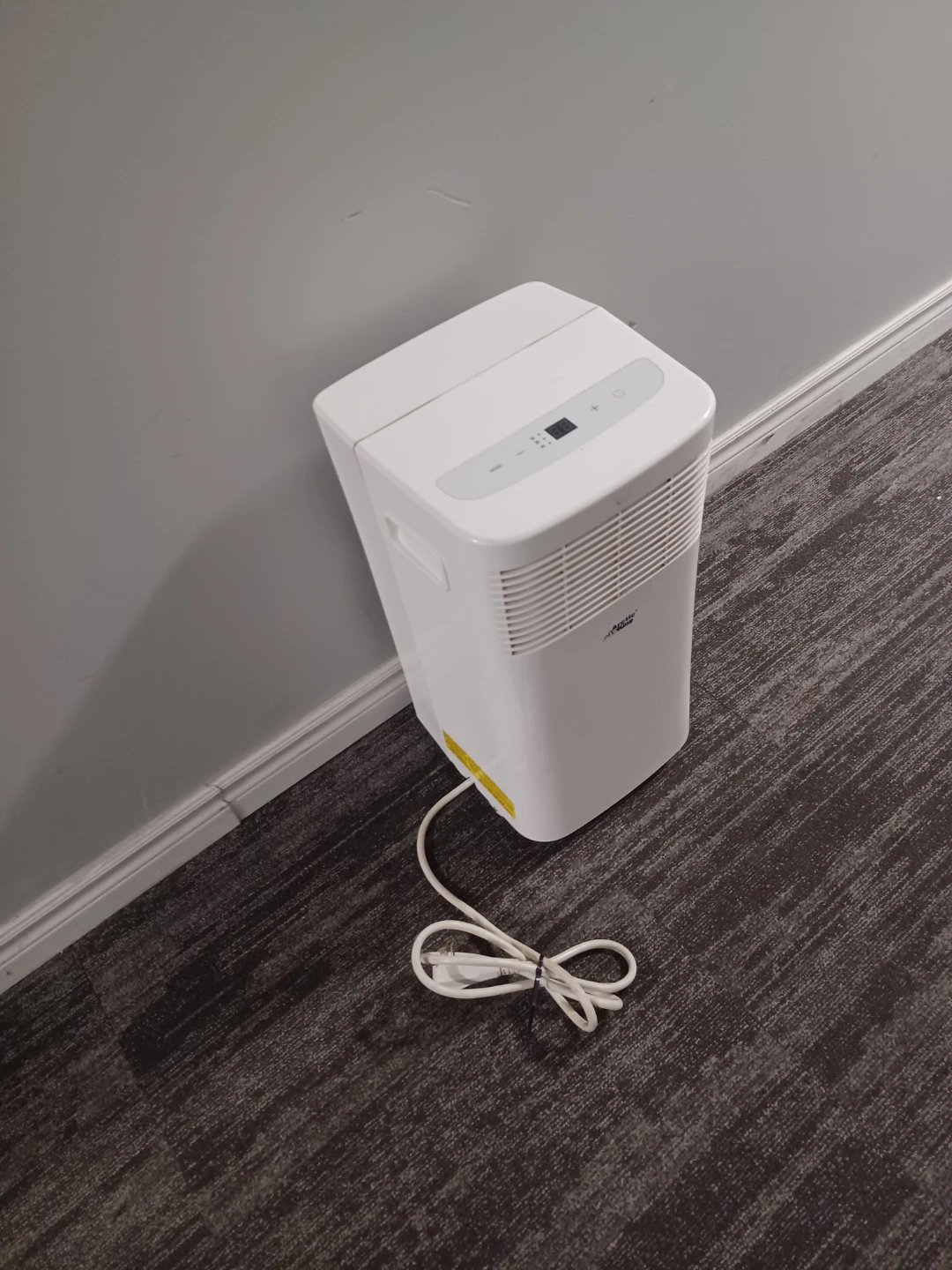 Arctic King Portable Air Conditioner - photo 4
