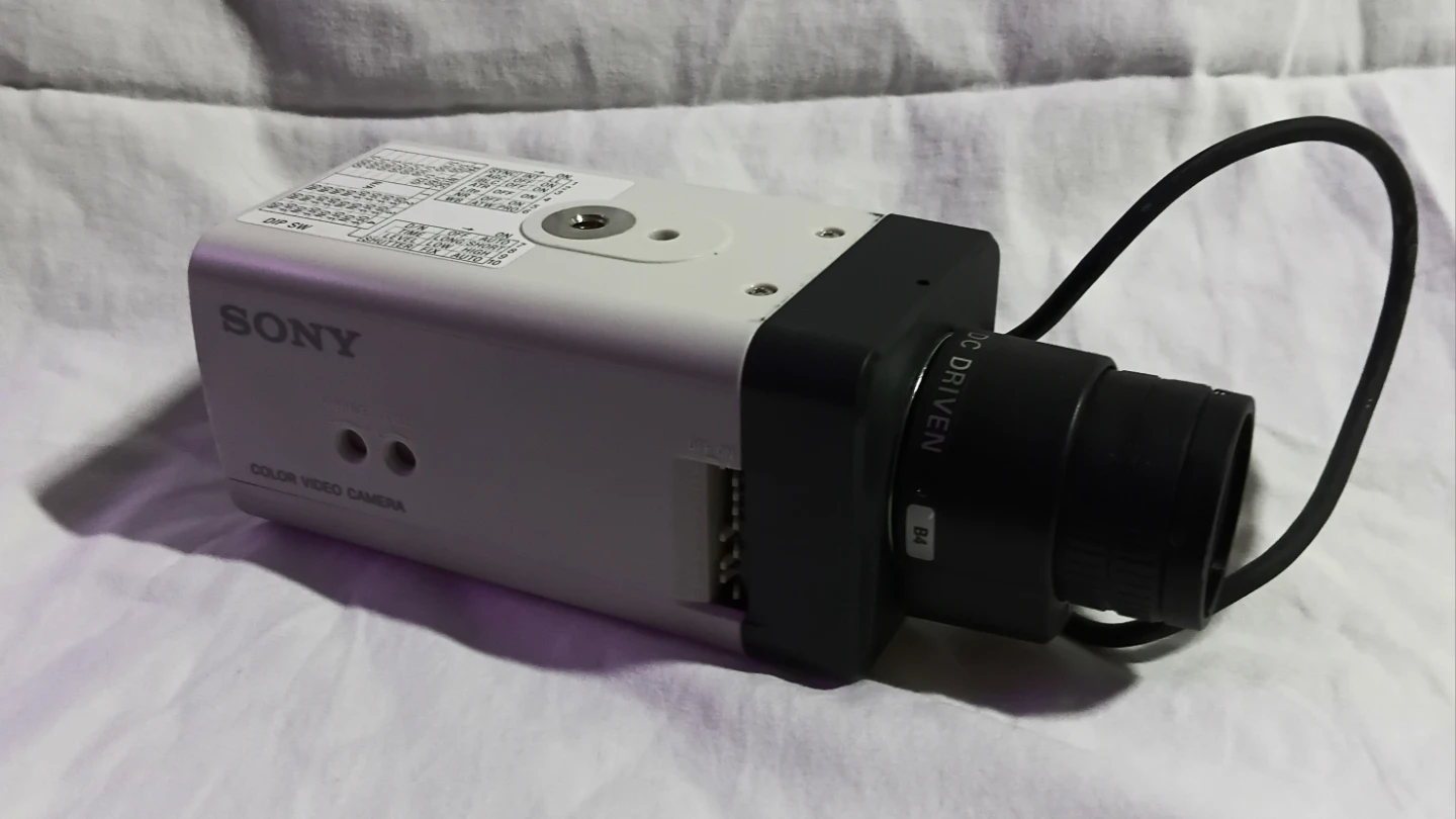 Sony Color Video Camera SSC-G113A - photo 2