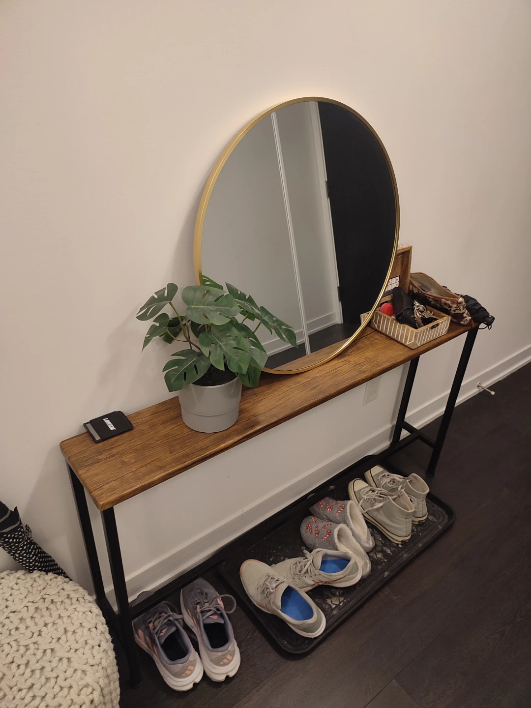 Round Gold Mirror - photo 2