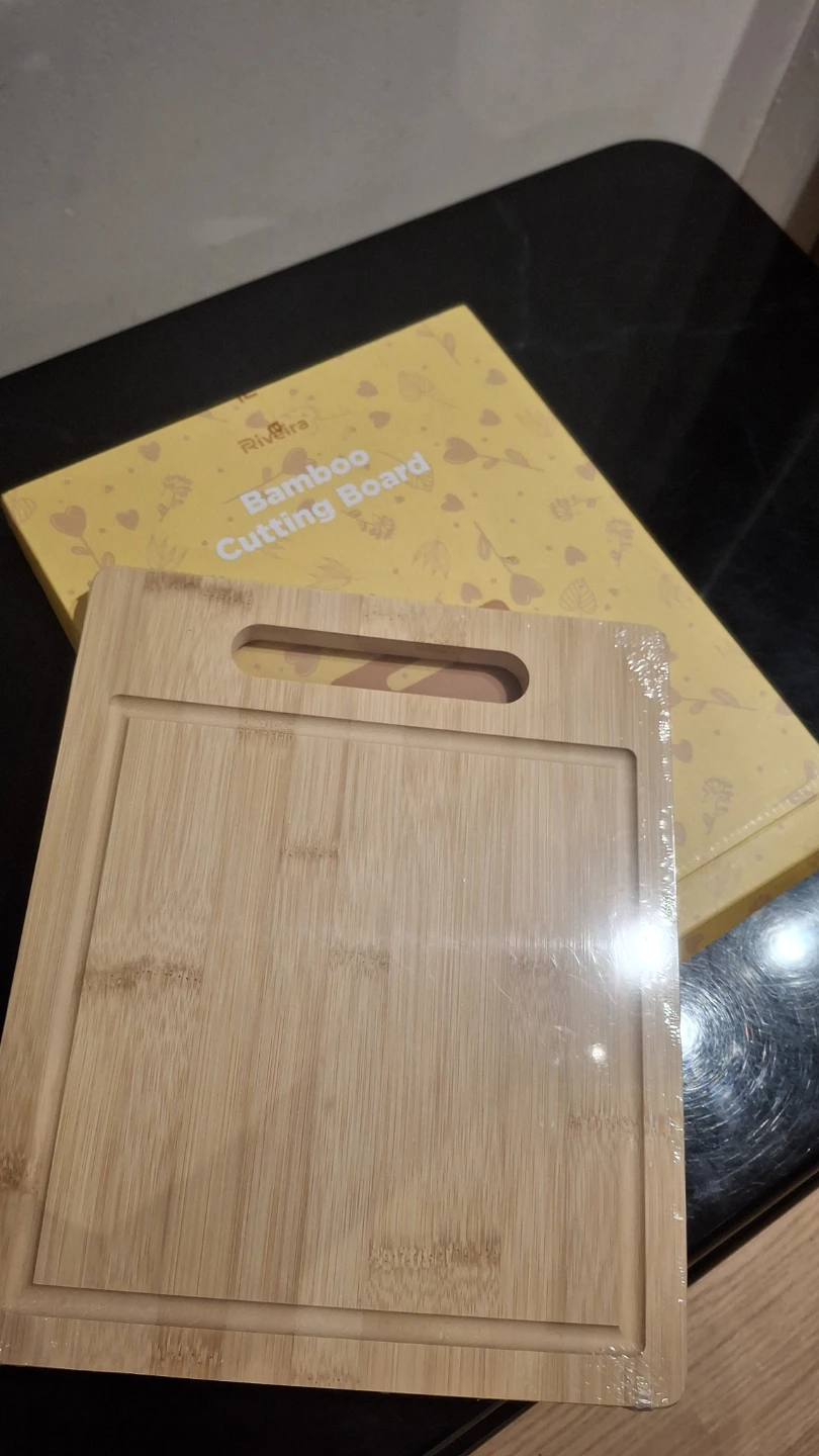 New Rivera Bamboo Cutting Board