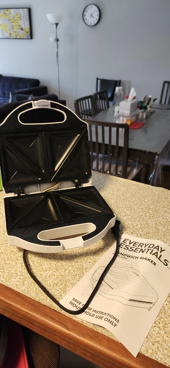 Everyday Essentials Sandwich Maker - photo 3