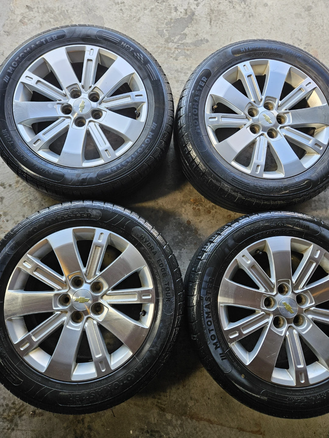 Set of 4 Chevrolet Altimax RT43 Tires with Rims - photo 3