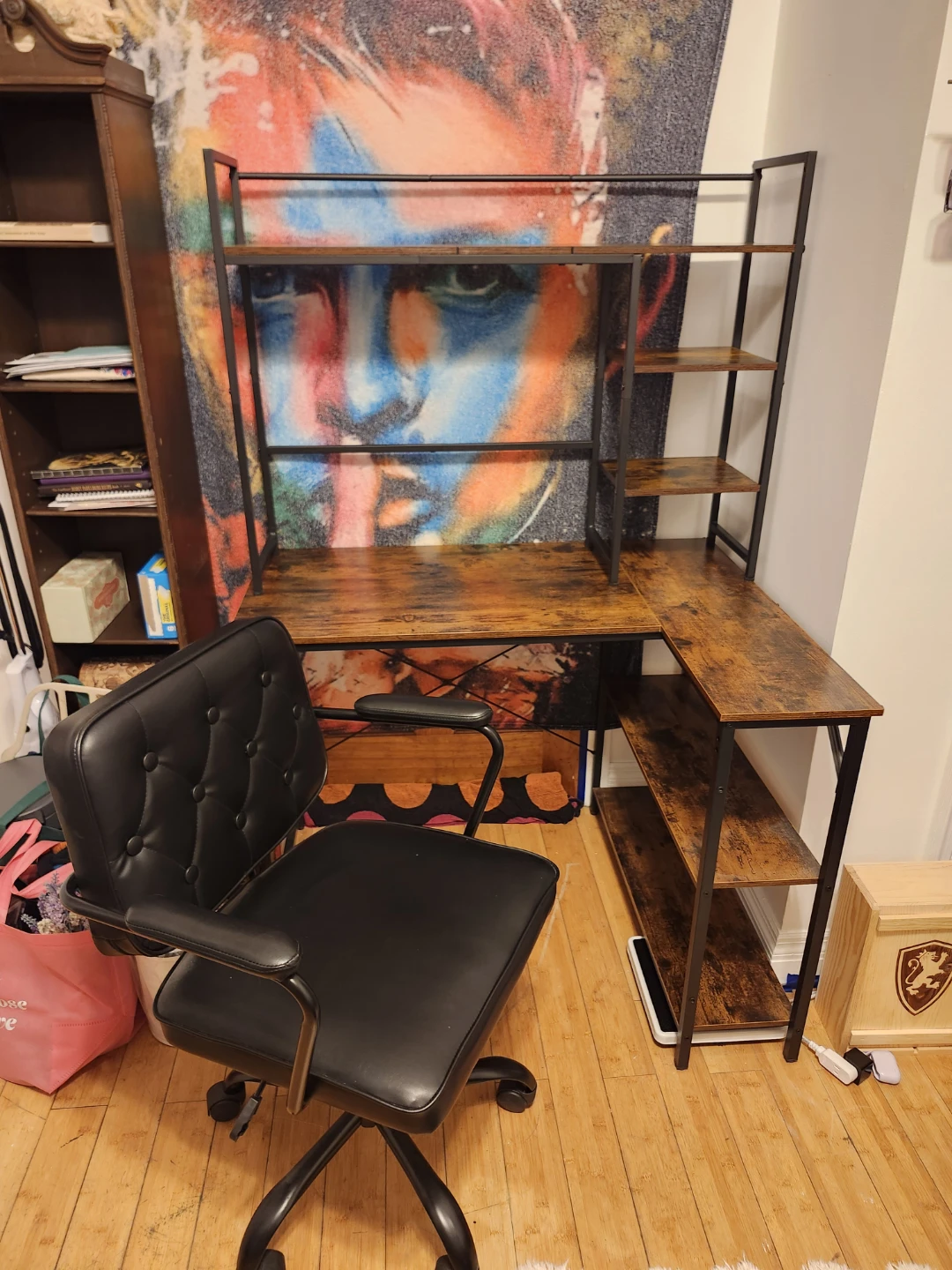 Desk, Desktop Organizer, & Office Chair