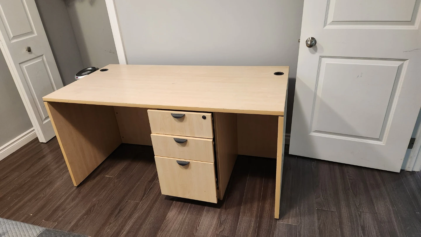 Office Desk with 3 Drawer Pedestal