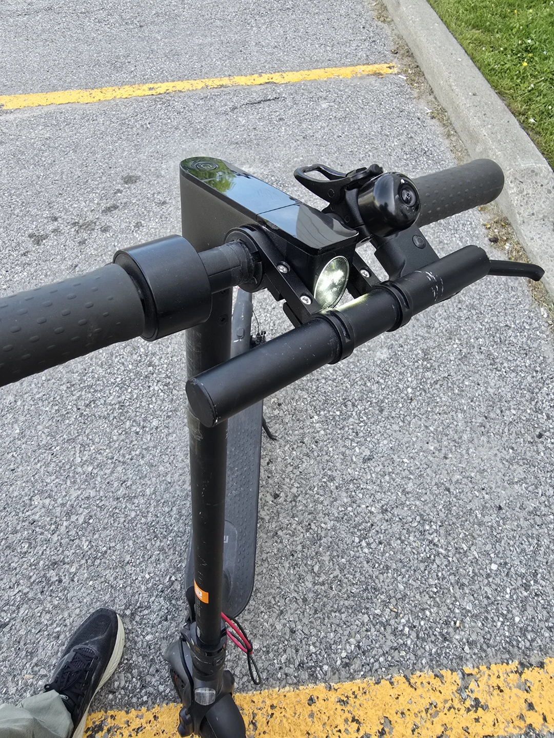 Xiaomi Pro 2 Electric Scooter - photo 4