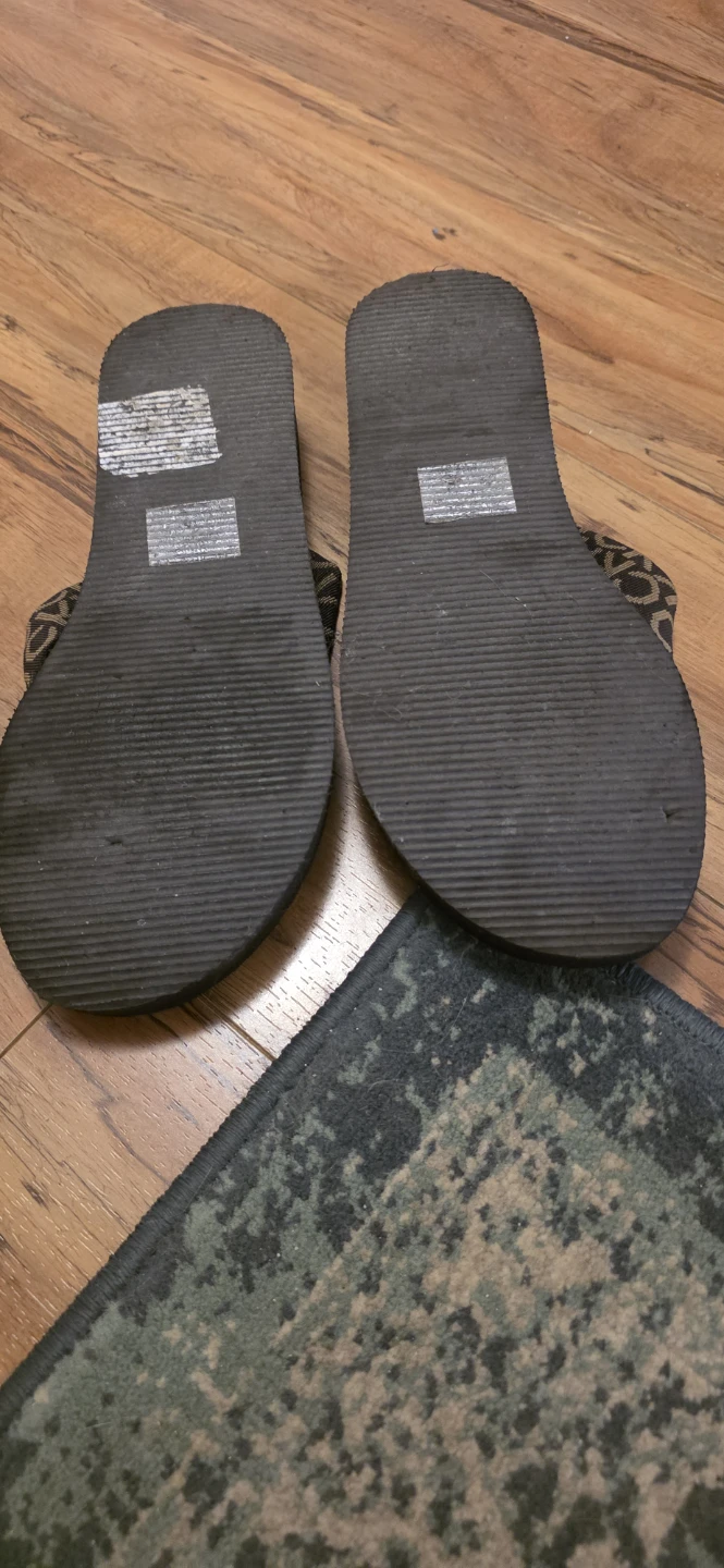 Calvin Klein Women's Flip Flops - photo 4