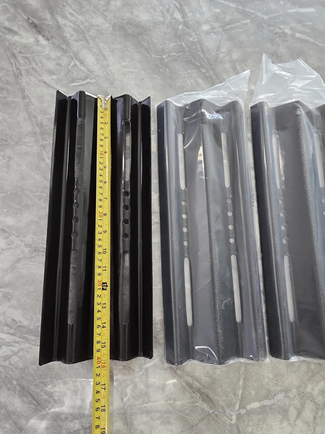 Set of 4 Black Porcelain Steel Grill Heat Plates - photo 2