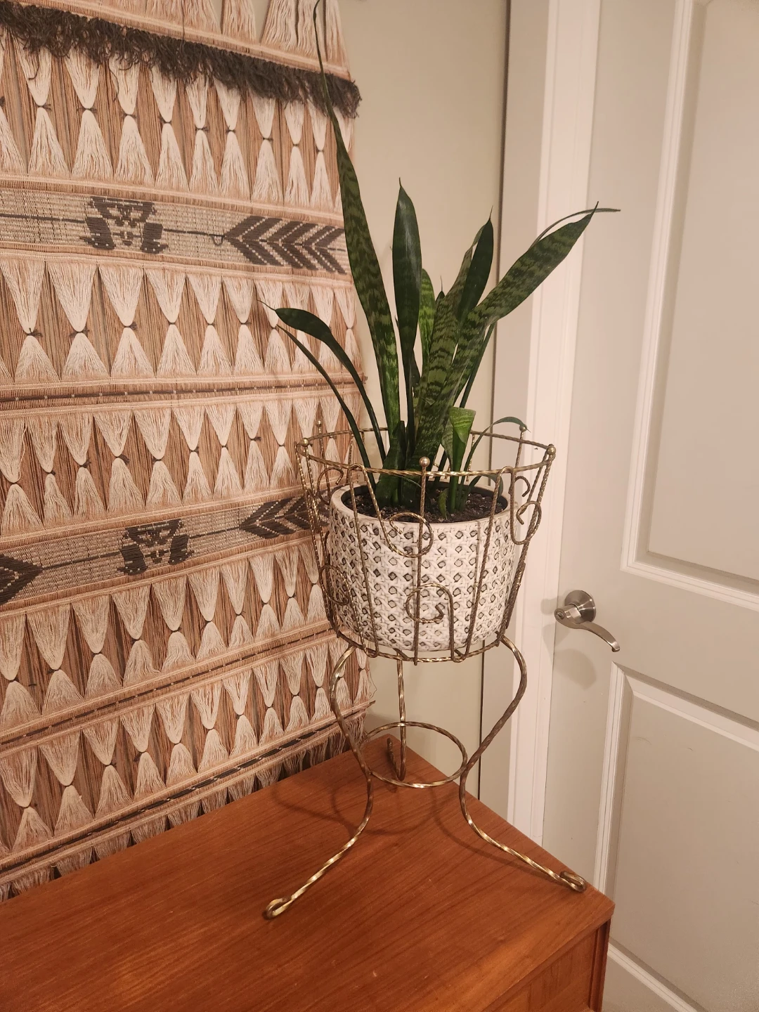 MID CENTURY MODERN Metal Plant Stand - photo 3