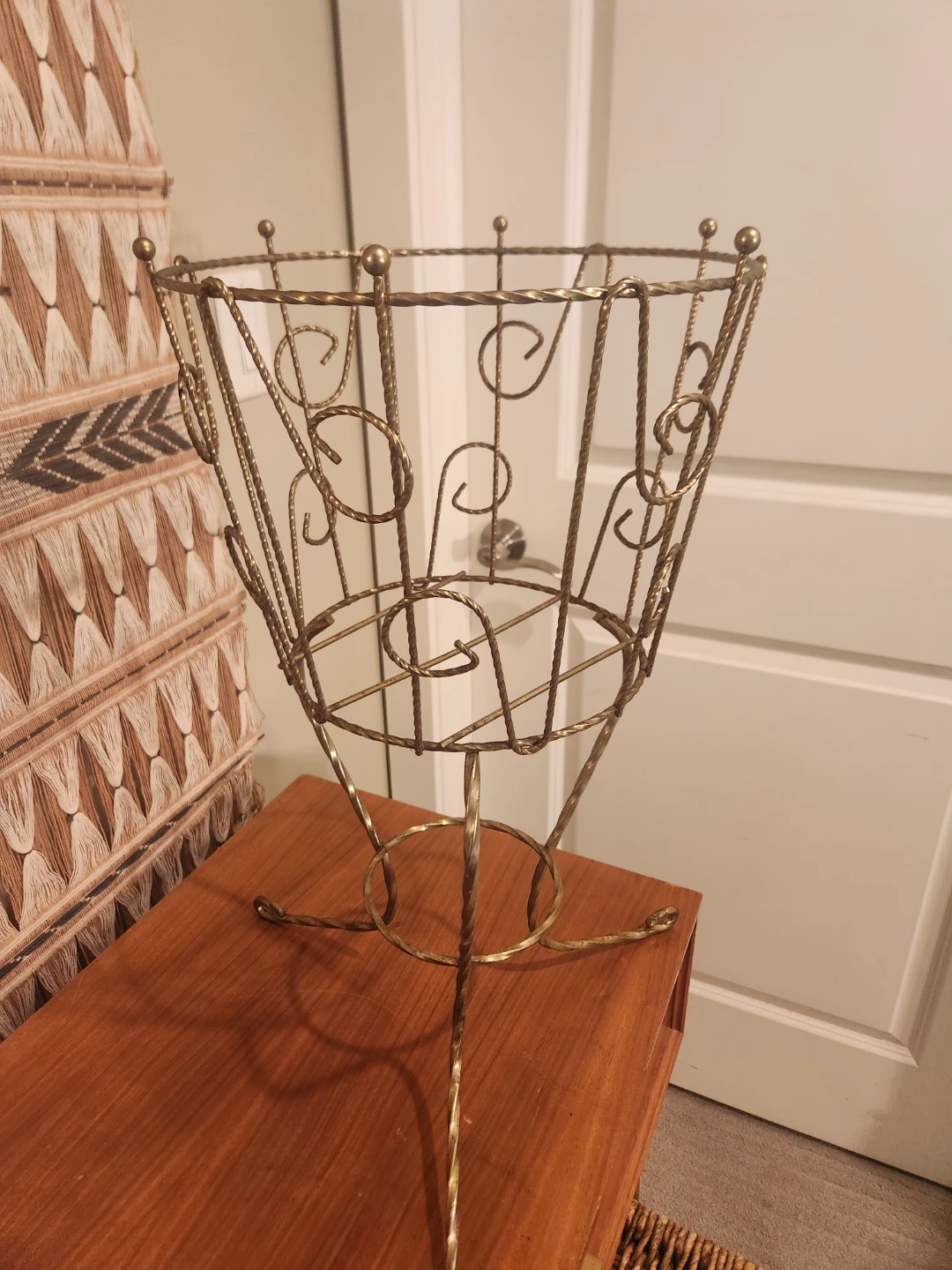MID CENTURY MODERN Metal Plant Stand - photo 4