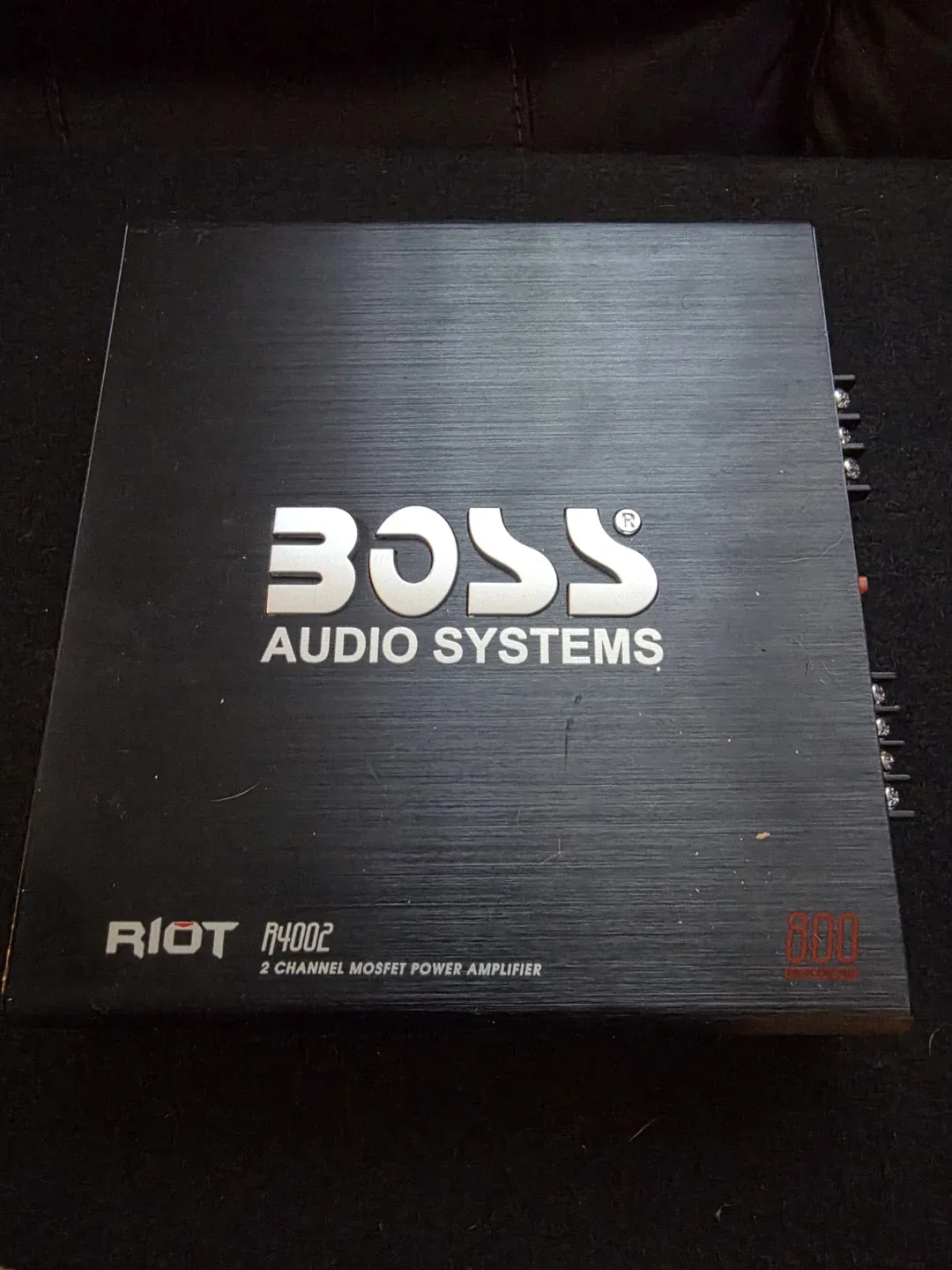 BOSS RIOT R4002 2 Channel MOSFET Power Amplifier - photo 3